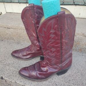 DAN POST Men's Size 10 D. Made in USA Cowboy Boots 16773. Maroon/Burgundy